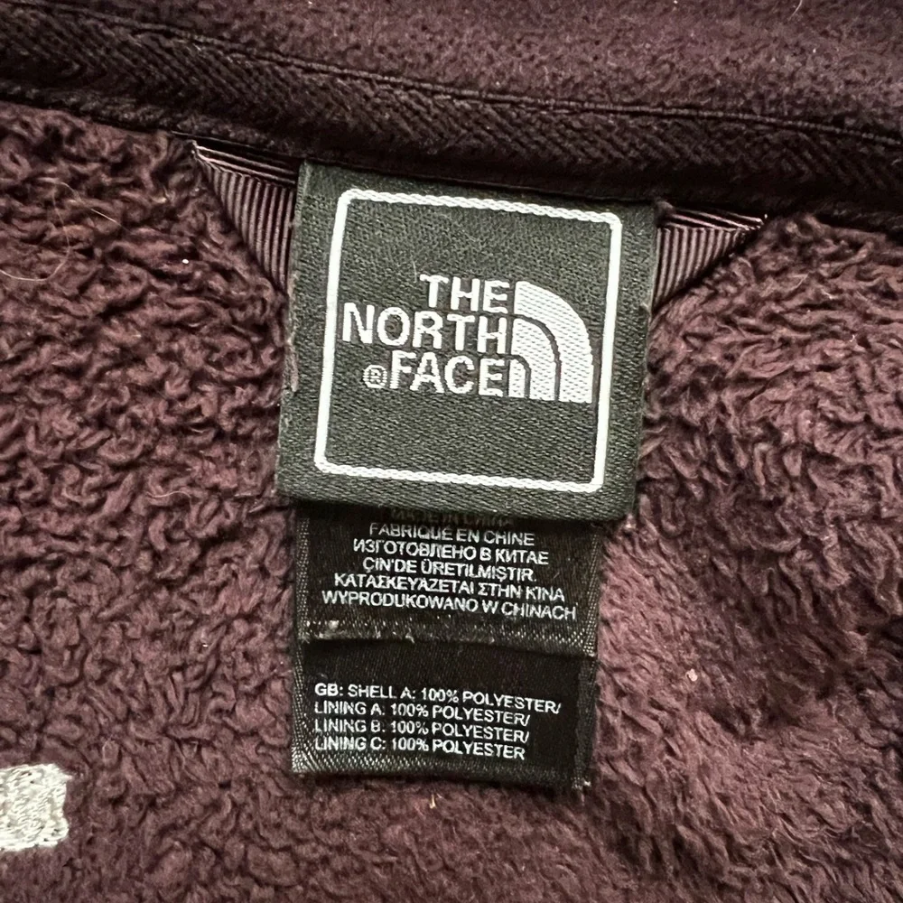 The North Face Women's Purple Jacket - Picture 3 of 3